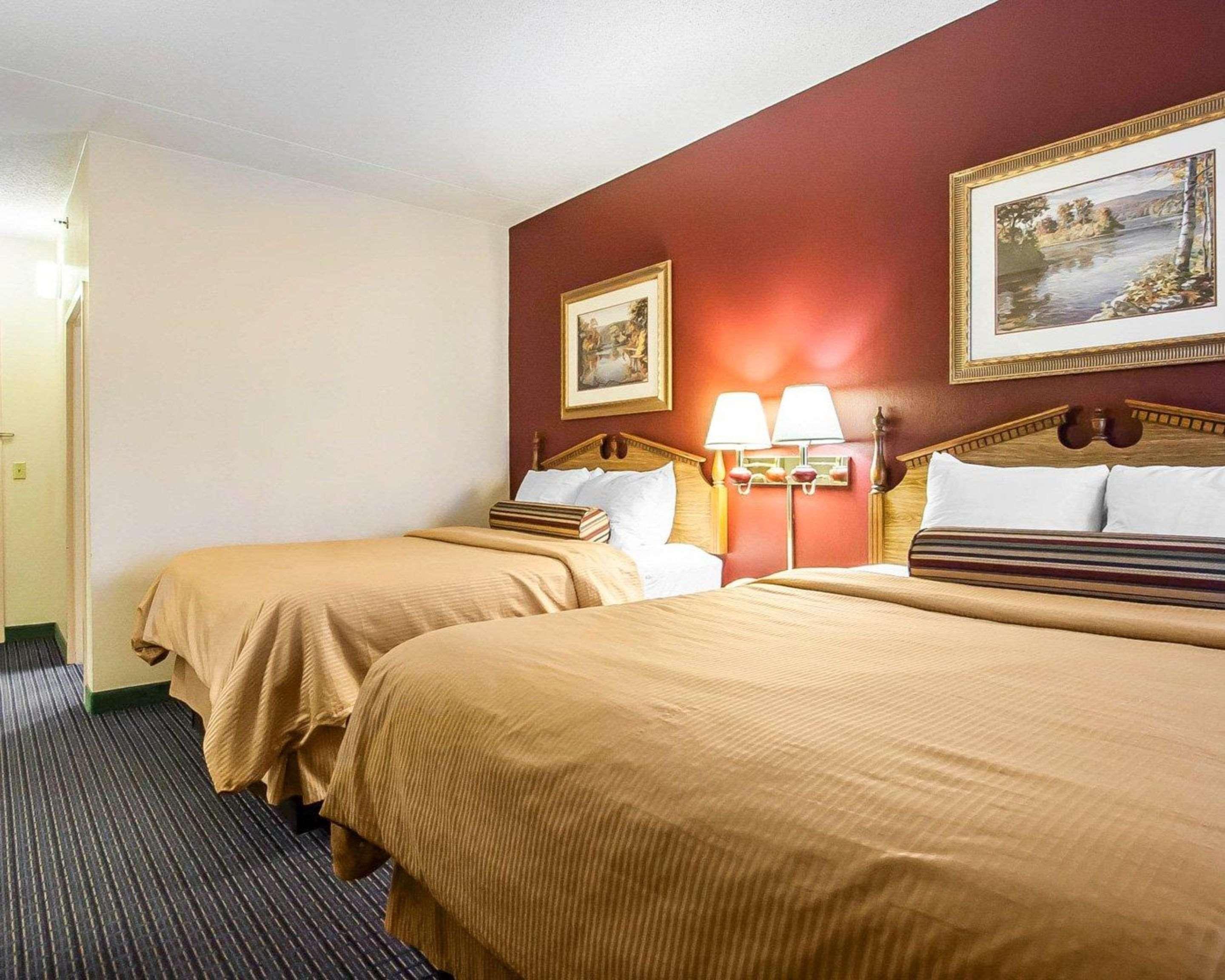 Clarion Hotel Branson Exterior photo
