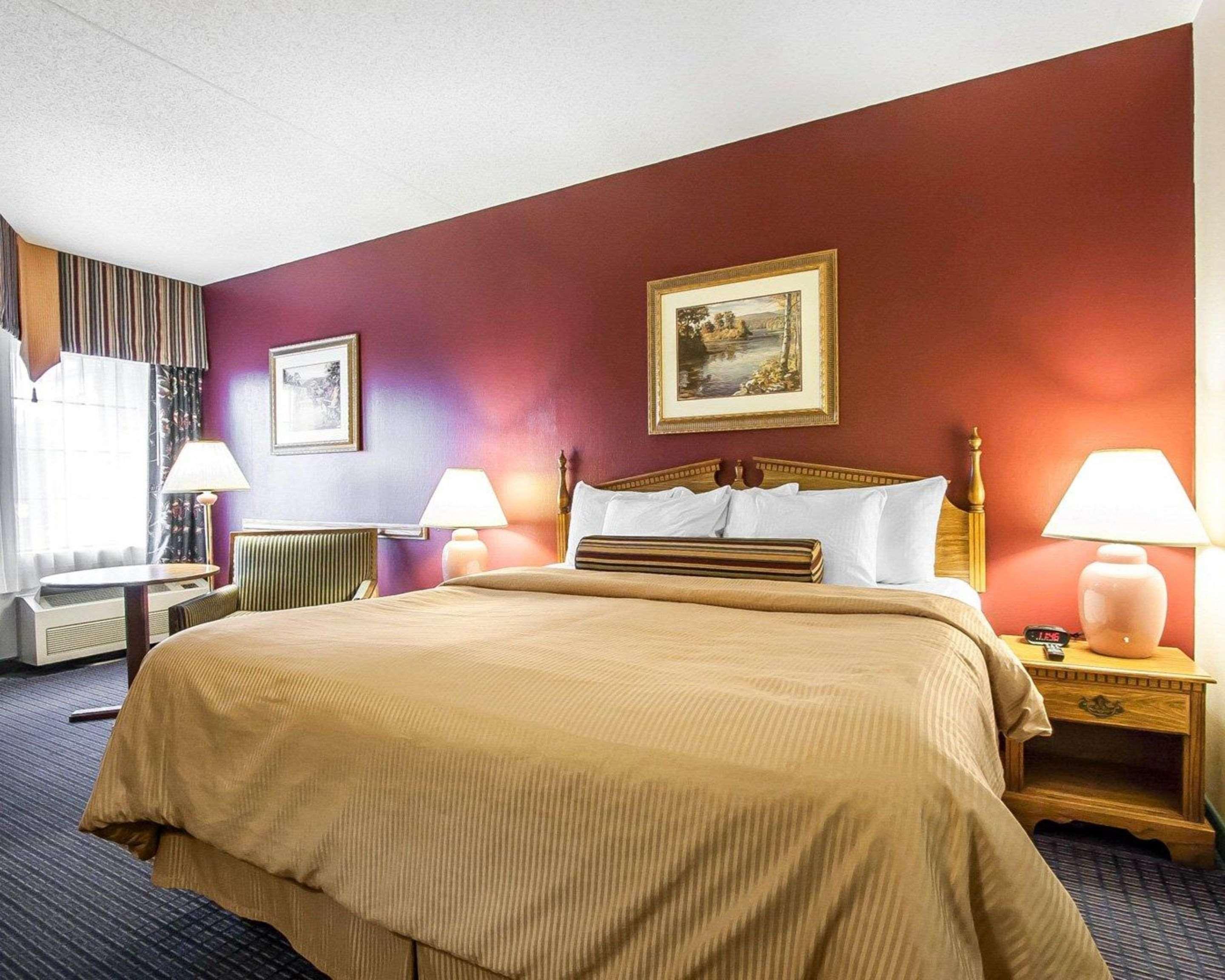 Clarion Hotel Branson Exterior photo