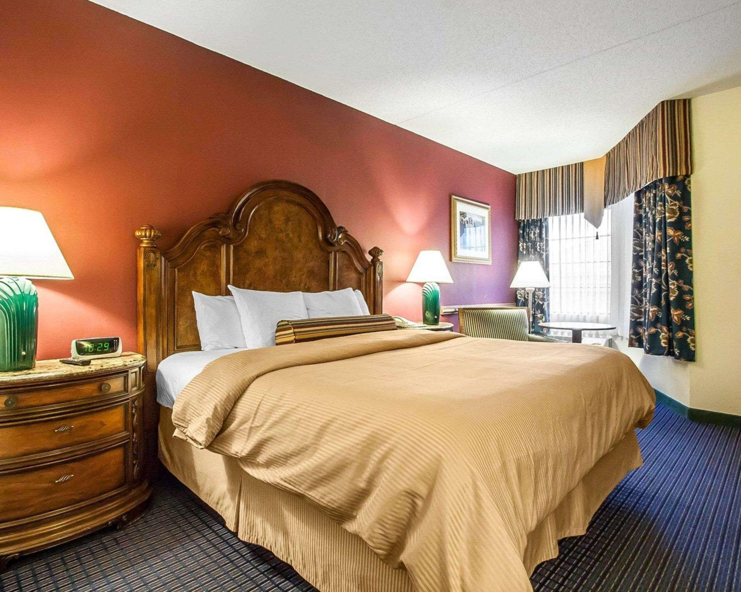 Clarion Hotel Branson Exterior photo