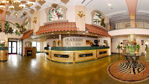 Clarion Hotel Branson Exterior photo